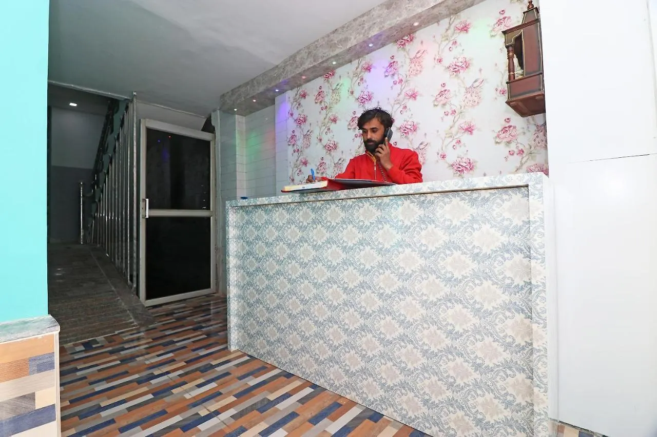 Oyo 26119 Star Hotel Gurgaon